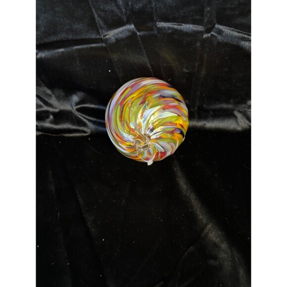 Glass Eye, beautiful brightly colored swirled glass ball Christmas Ornament. - Picture 2 of 4